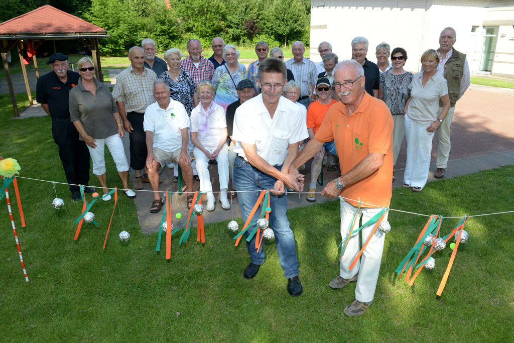 (Foto: Antje Schimanke) Peter Hänsel Abteilungsleiter Boule und Peter Skusa Vorsitzender. SFL Bouleplatz eroeffnung 2014